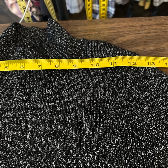Ellie Tahari Black and Silver Ribbed Turtleneck Sweater S - Picture 8 of 11